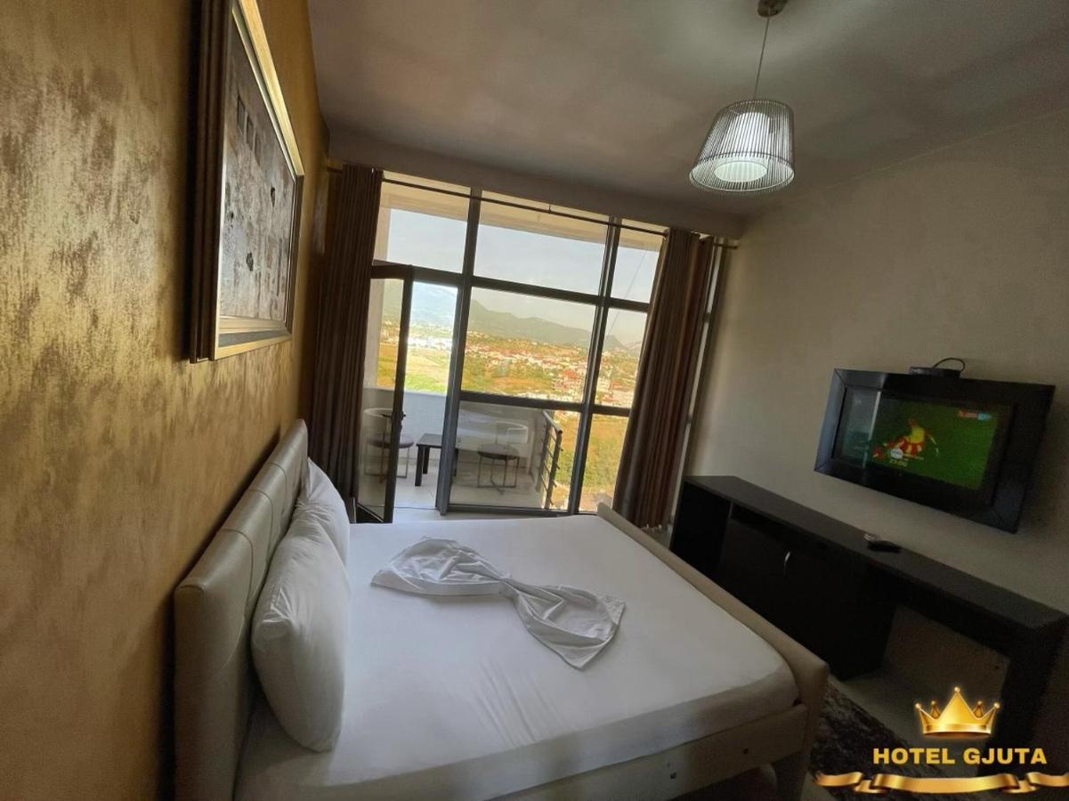 Hotel Gjuta Tirana Esterno foto