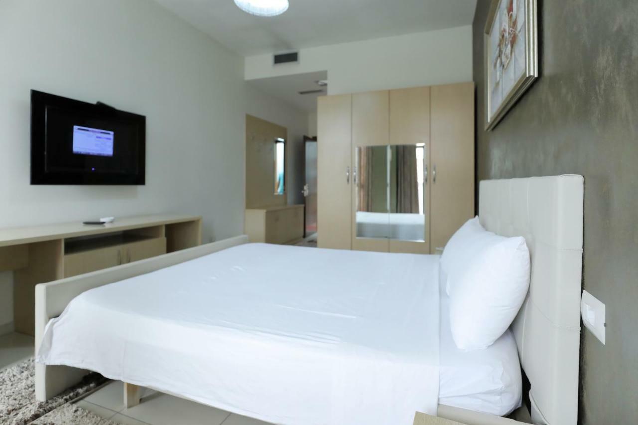 Hotel Gjuta Tirana Esterno foto