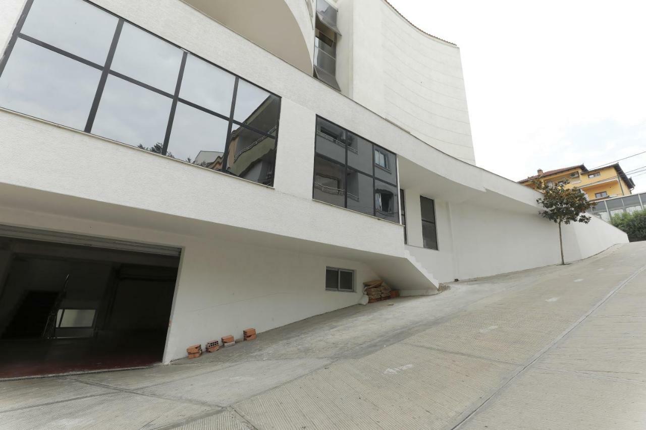 Hotel Gjuta Tirana Esterno foto
