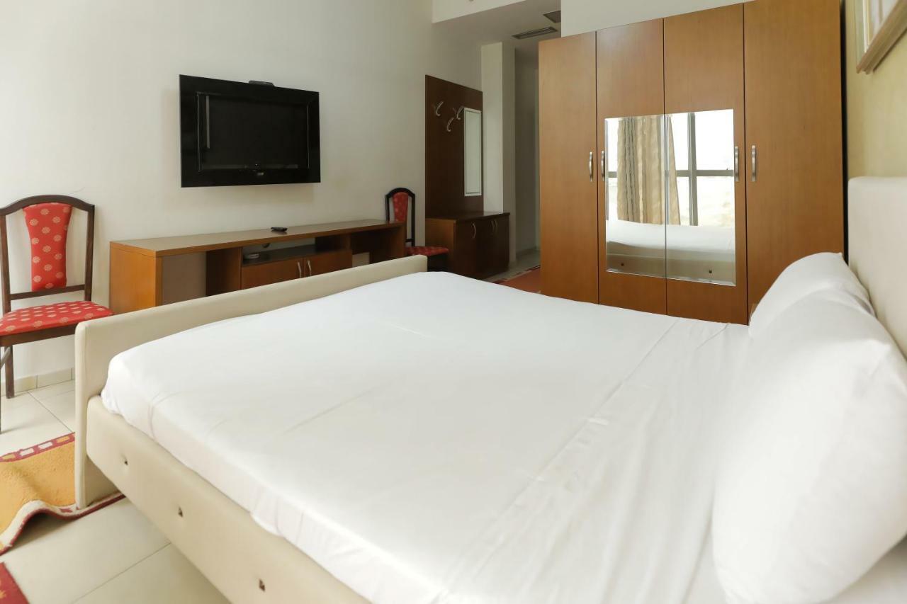 Hotel Gjuta Tirana Esterno foto