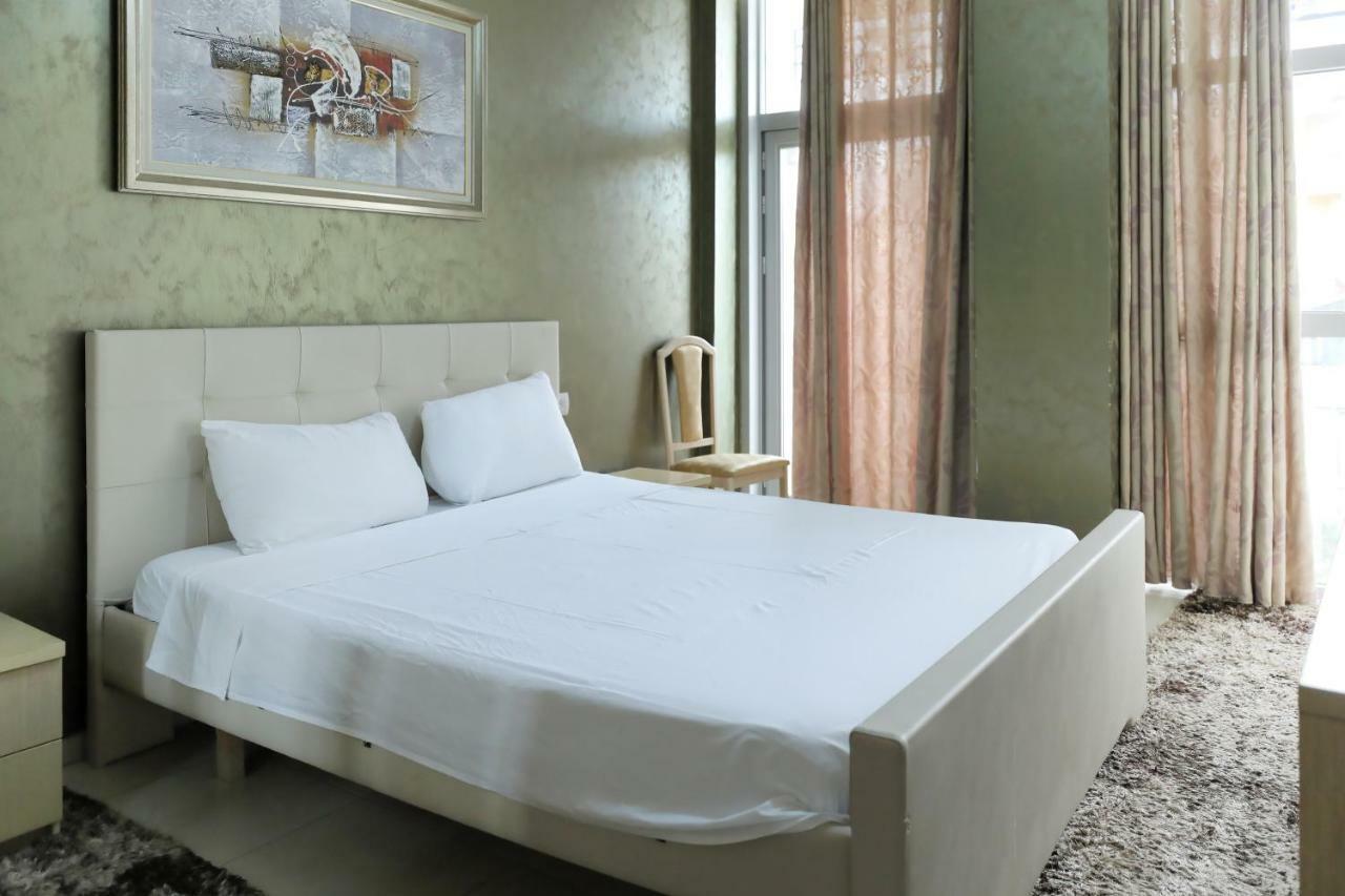 Hotel Gjuta Tirana Esterno foto